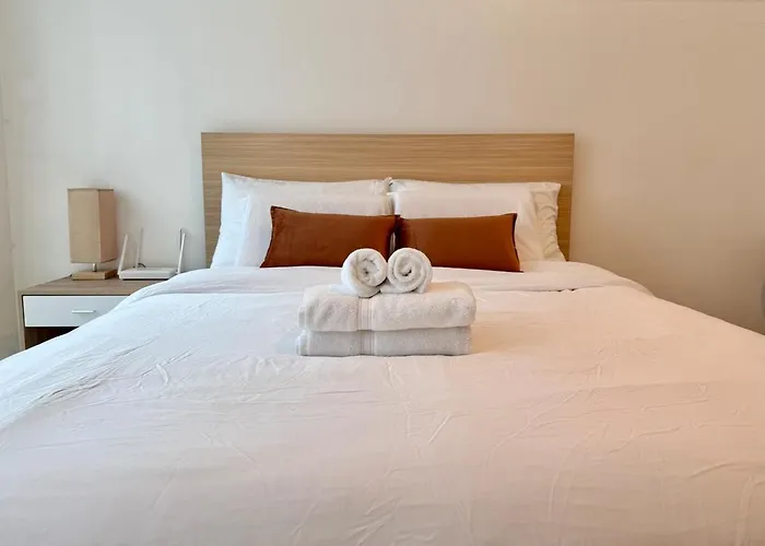 アパート 38 Park Ave In It Park, 300 Mbps Internet *